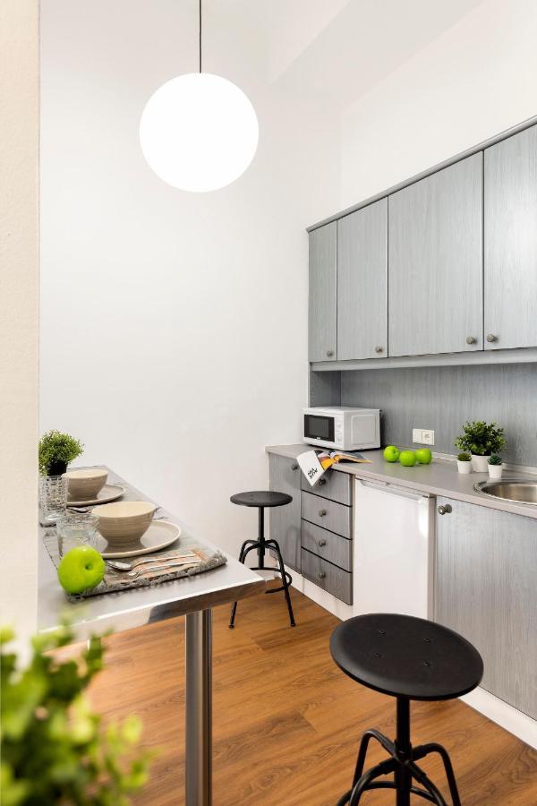 Micampus Armendariz Student Residence Sevilla Eksteriør bilde